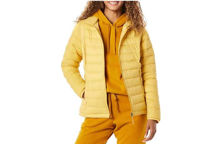 Amazon Essentials Women's Lightweight Puffer Jacket